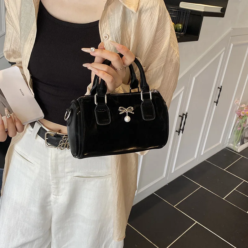 

2025 New Elegant Bow Handbag for Women, Feminine Top Handle Shoulder Bag, Delicate Crossbody Purse, Sophisticated & Chic​