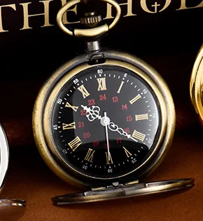 Vintage Luxury Smooth Matte Case Quartz Pocket Watch for Men Roman Numeral Fob Chain Man Necklace Pendant Clock Collection Gifts