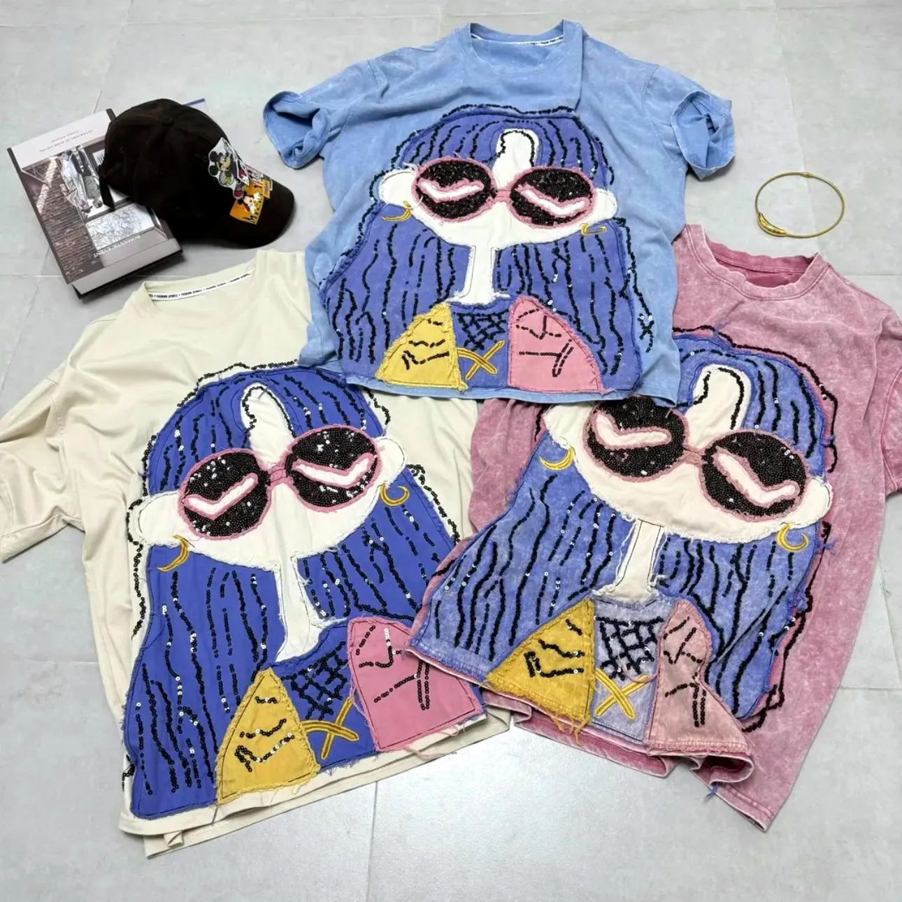 

Летние свободные футболки женские с мультяшными блестками милые крутые женские топы с принтом хлопковые уличные большие женские вечерние футболки NZ199