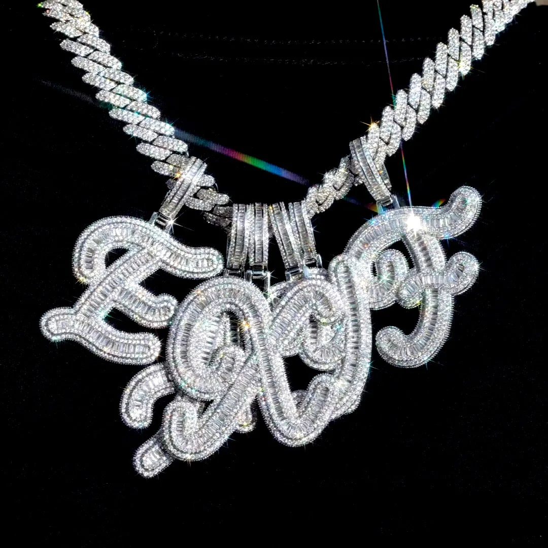 Hip Hop Full Diamond Personalized Pendant Copper Set 5A Zircon 26 Letter Pendant Rap Singer Trendy Jewelry for Men and Women, Perfect Gift for Anniversary Parties and Boyfriends