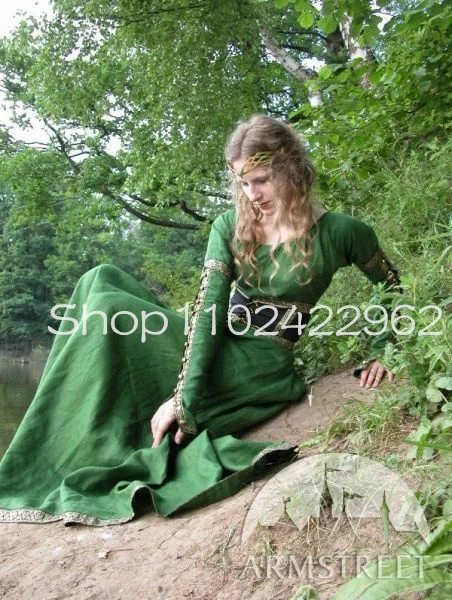 Vintage Hunter Green Renaissance Medieval Evening Dresses Long Sleeve Bustle Renaissance Theater Costume Prom Gown Outfit