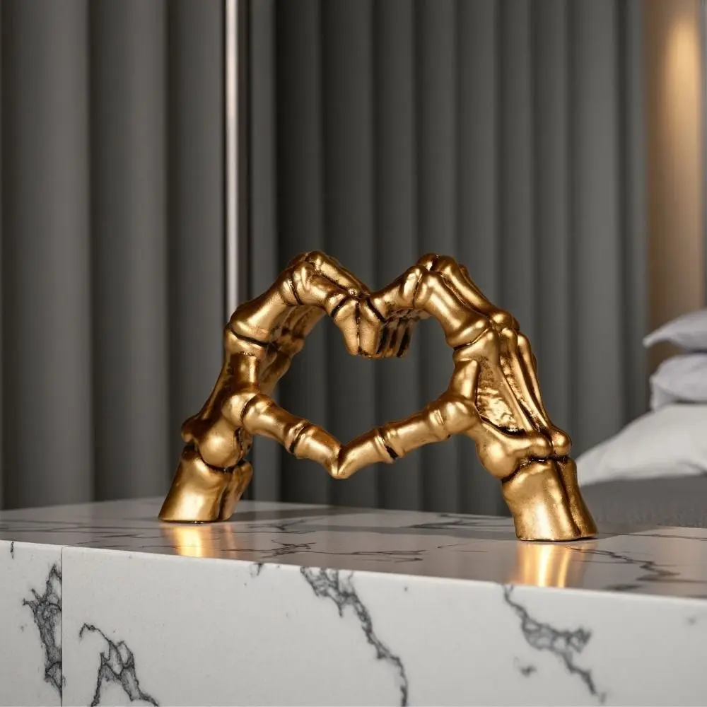 

Halloween Themed Halloween Heart Hands Sculpture Handicraft Ornaments Abstract Skeleton Statue Display Model