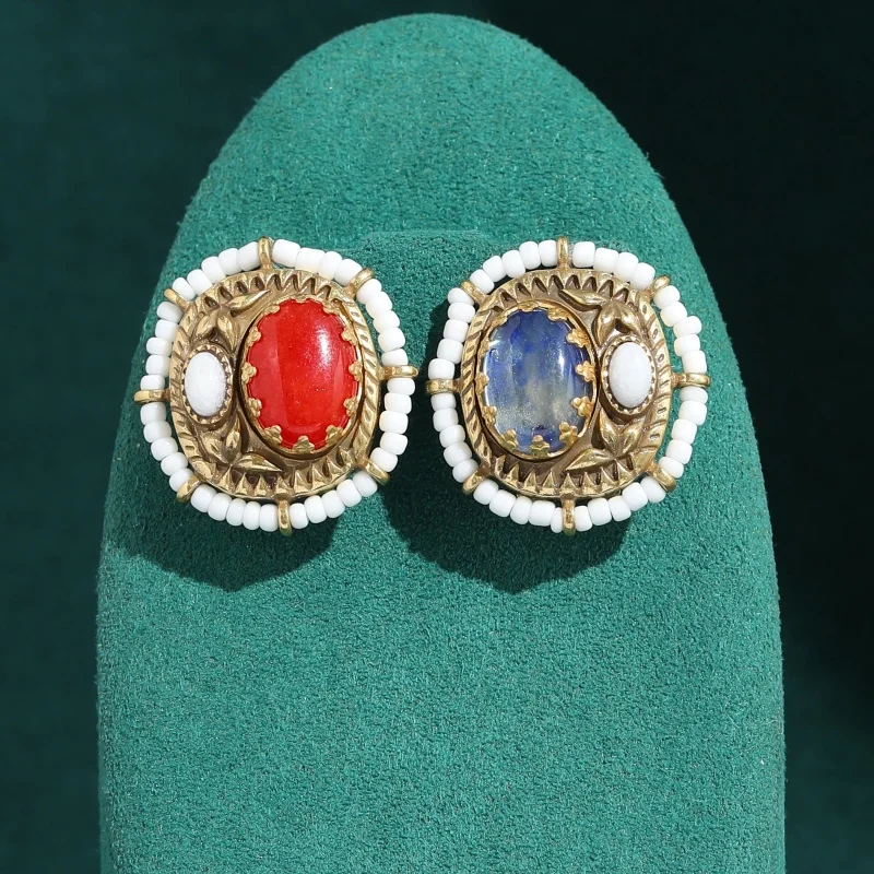 Vintage Colored White Red Agate Stud Earrings Elegant Niche Design Simple Jewelry Brand Designer Gift Trending 2026 For Women