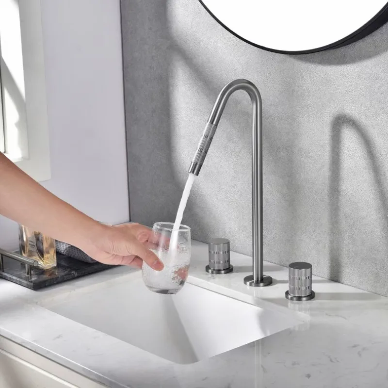 

Новый смеситель для раковины, широко распространенный смеситель для раковины, смеситель для раковины, серая латунь, смеситель для раковины с тремя отверстиями, щетка, золотой смеситель, смеситель