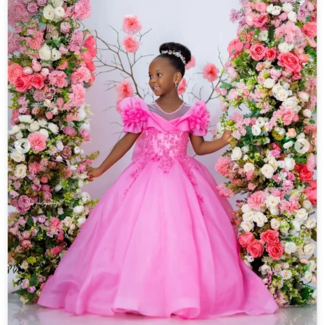 

Pink Puffy Flower Girl Dresses for Wedding Lace Appliques Baby Girl Prom Gown for Photoshoot First Communion Gowns Customized