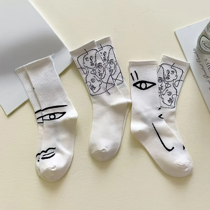 3 pasang kaus kaki wanita modis dengan panjang sedang - desain garis artistik hitam dan putih, serbaguna untuk pakaian kasual atau formal