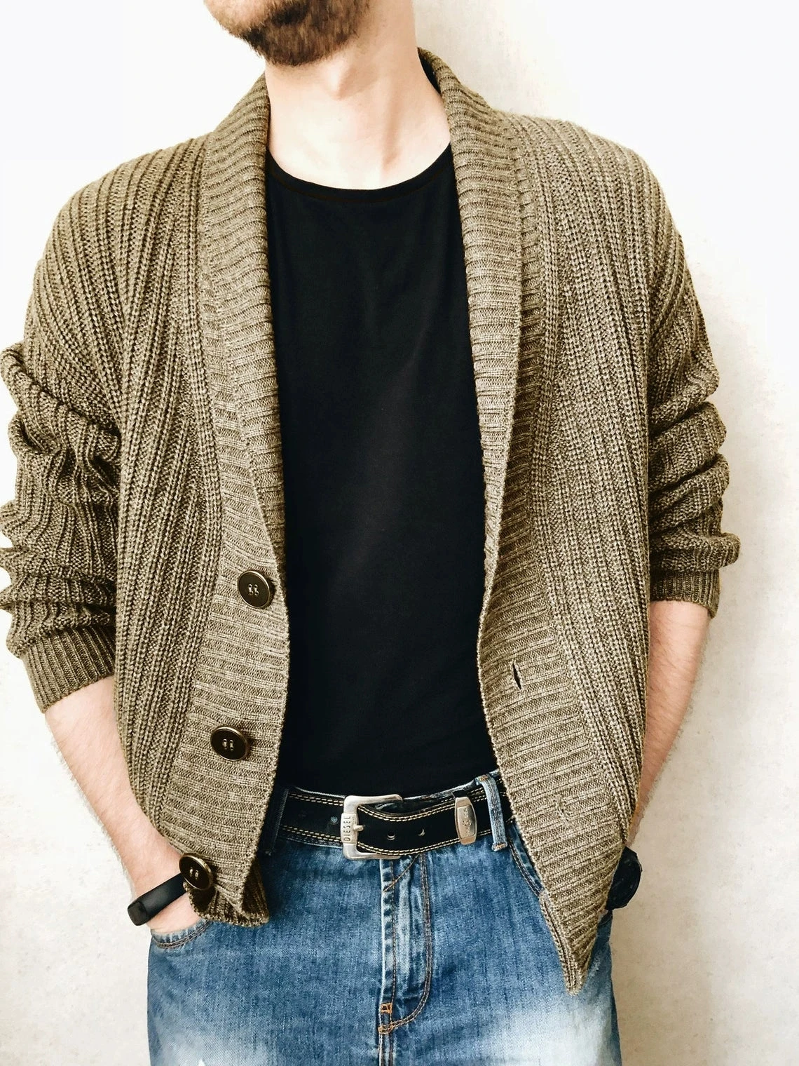 

Autumn and winter new European and American men's long sleeved cardigan single breasted casual sweater knitted men's jacket