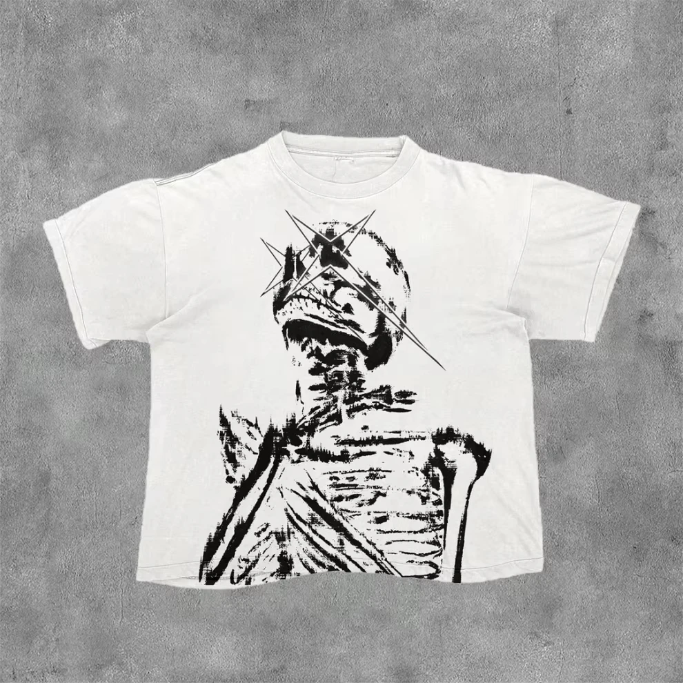 Vintage Dark Centipede Skeletal Graphic Cotton Print T-shirt Men Y2K Summer Short Sleeves Oversize T-shirt Women Casual Tee Tops
