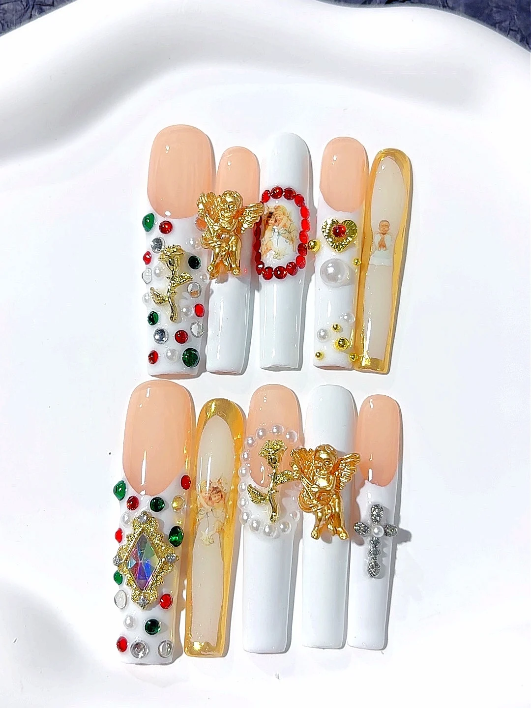 

Multicolor Small Diamond Water Pipe Style Fashion Manicure (M100)