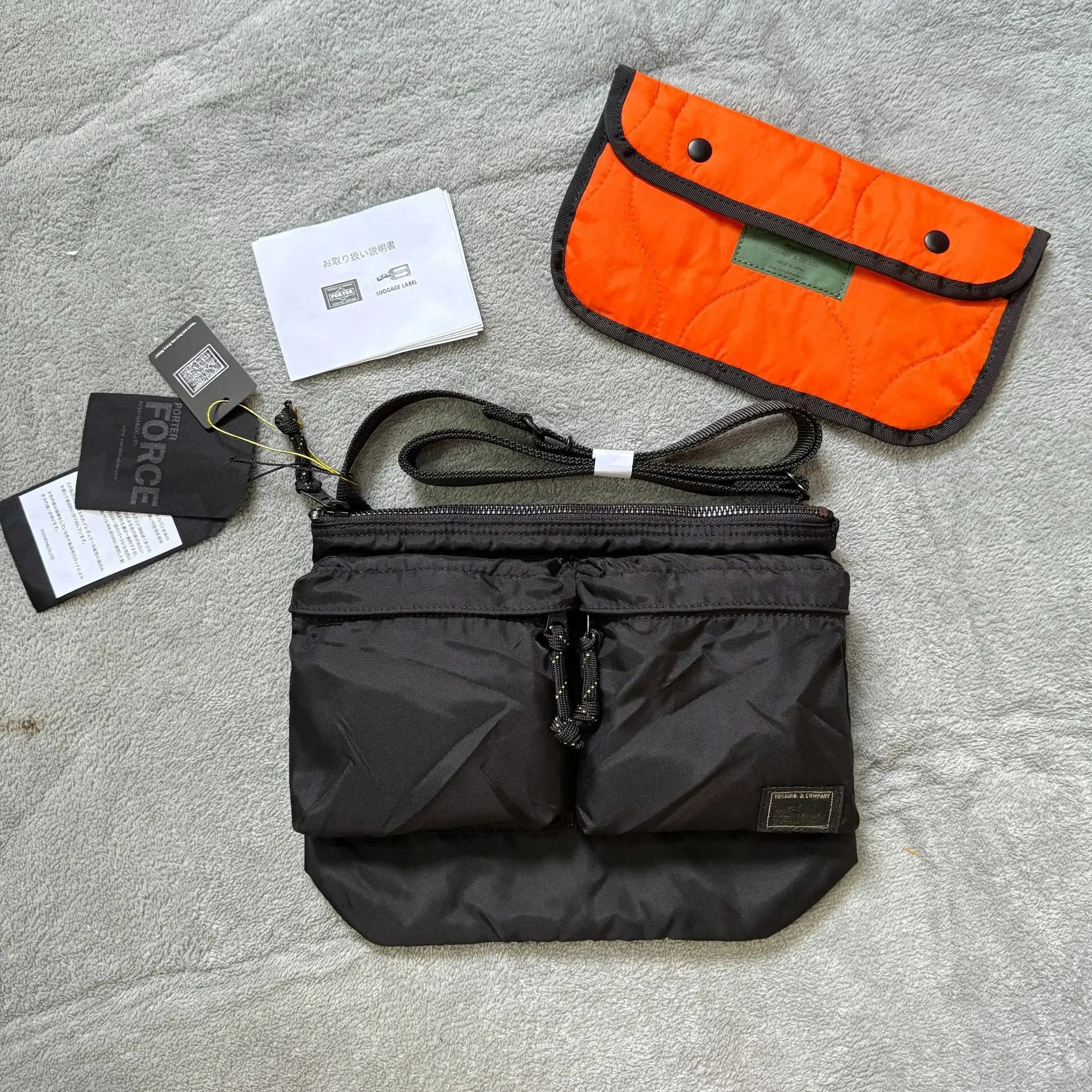 

Por FORCE Drawstring Double-Pocket Crossbody Nylon Waterproof Functional Pouch With Orange Pouch Unisex Commute Shoulder Bag