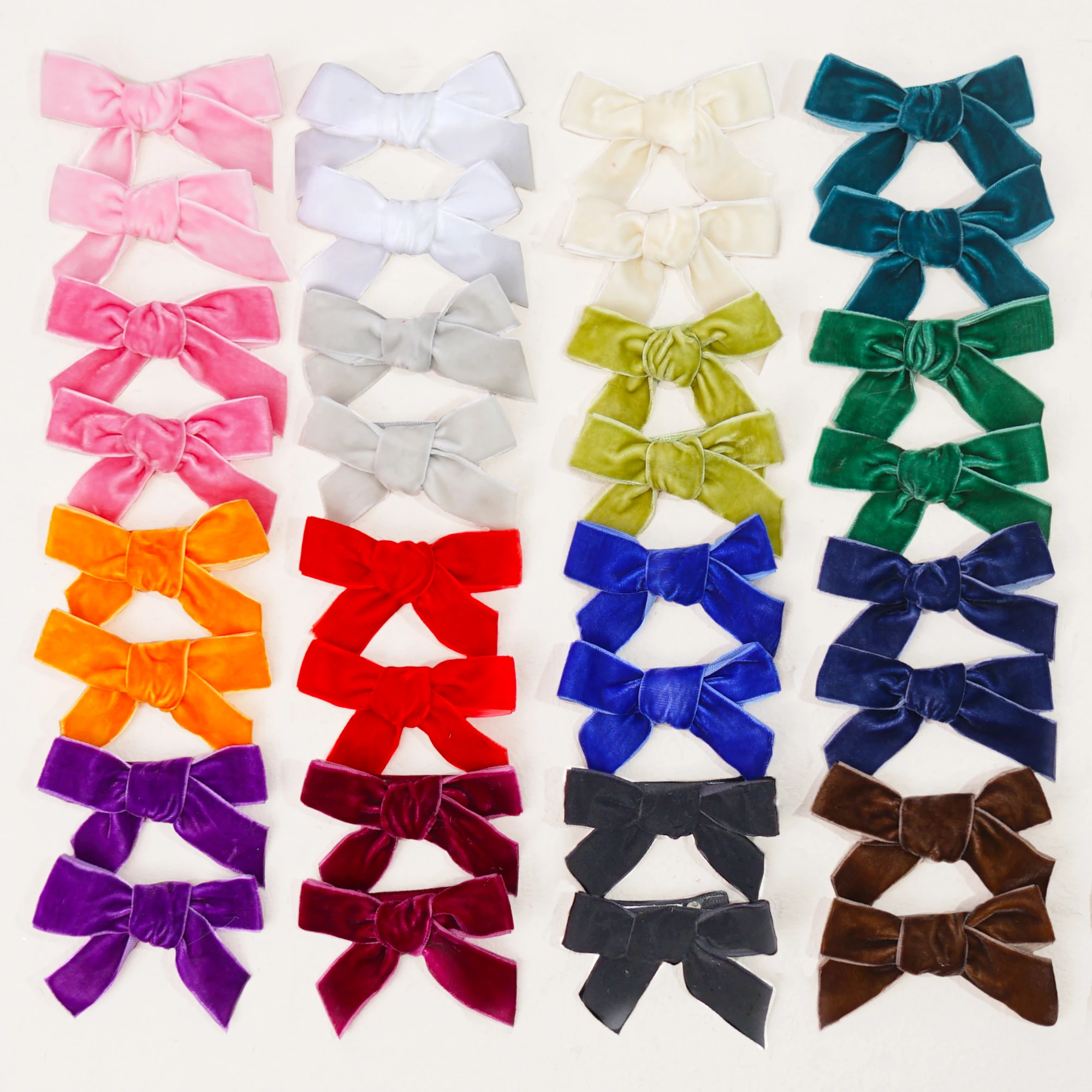 

32Pcs Baby Girls Hair Bows Clips 3.15inch Velvet Hair Bow Alligator Hair Clips Fully Lined Hair Accessories for Toddlers Kids