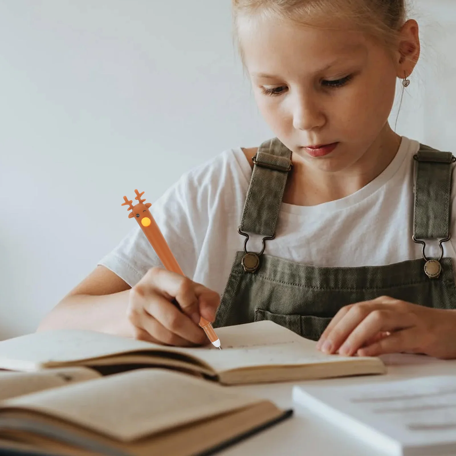 

16pcs Elk Ballpoint Pen Plastic Kids Stationery Umbrella Shape Smooth Comfortable Gift for Students Office School Use Deer