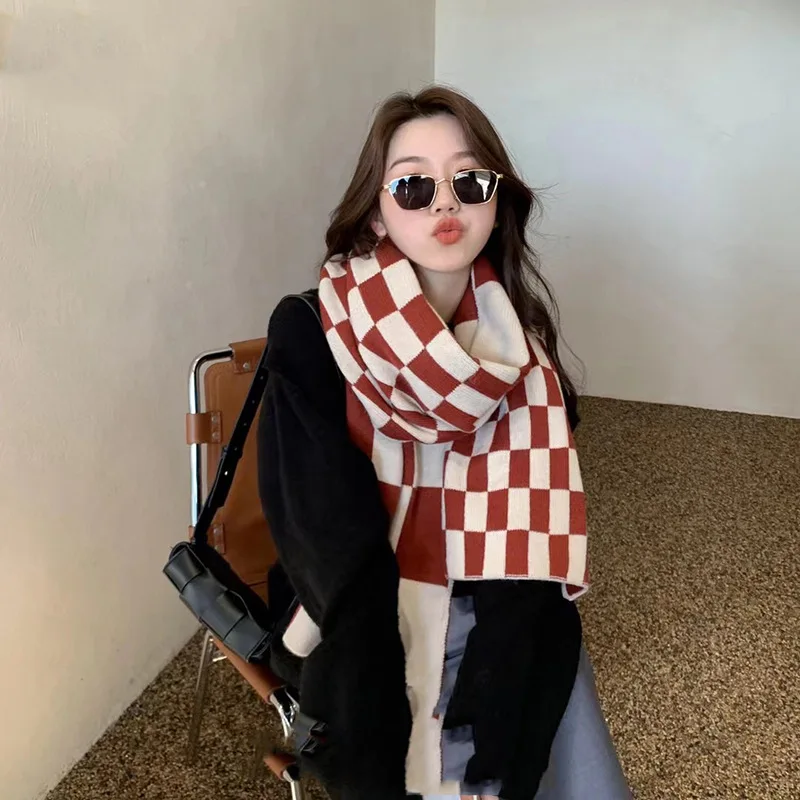 Autumn and Winter Women\'s Chessboard Checkered Woolen Warm Scarf Thickened Knitted Shawl Fashion Outdoor Scarf Luxury Brand H178