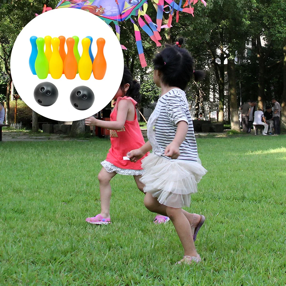 

12Pcs 15.5cm Plastic Colored Childrens Bowling Set 10 Bottles 2 Balls Durable Safe Toddlers Interactive Playset Educational Gift