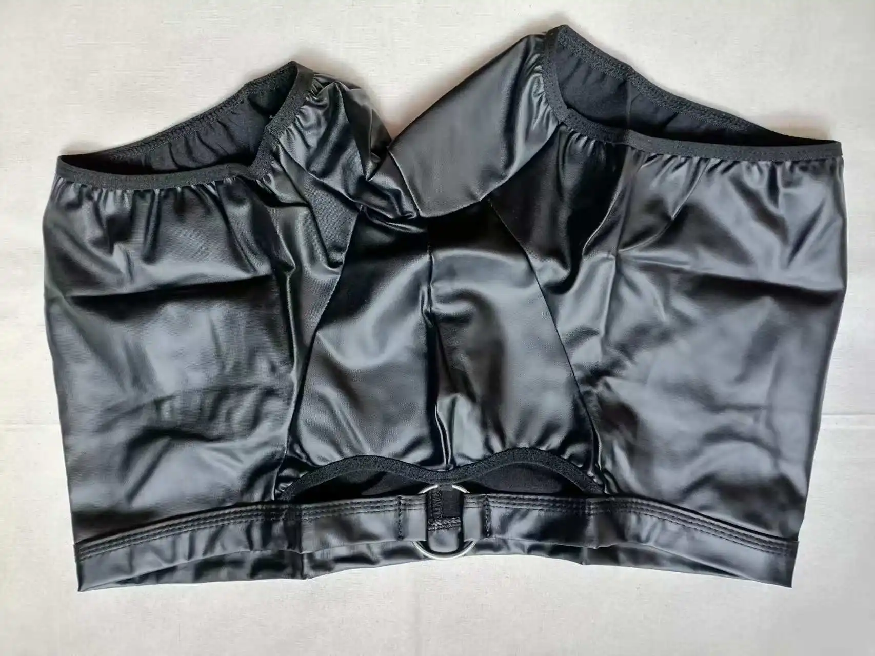 

Mens Matte Patent Leather Boxer Shorts Iron Ring Soft Leather Trunk Briefs Hip-Hop Sexy Lingerie Hollow out Large Size Underwear