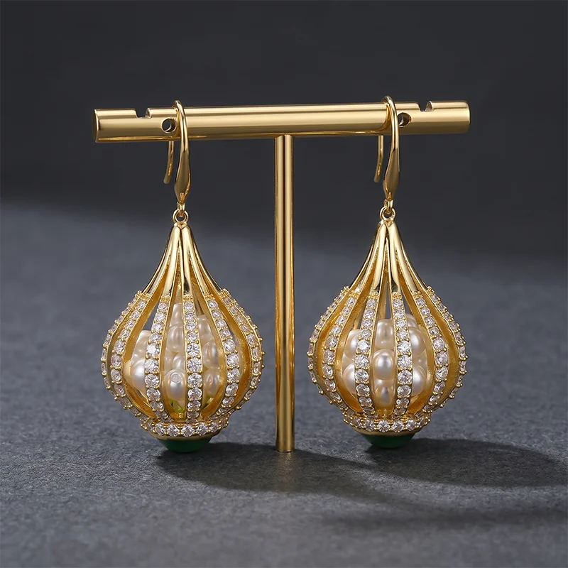 SENYU Jewelry Luxury Metal Hollow Water Drop Earrings for Women Brass Inlaid Zircon Abstract Organic Curve Women Dangle Earings