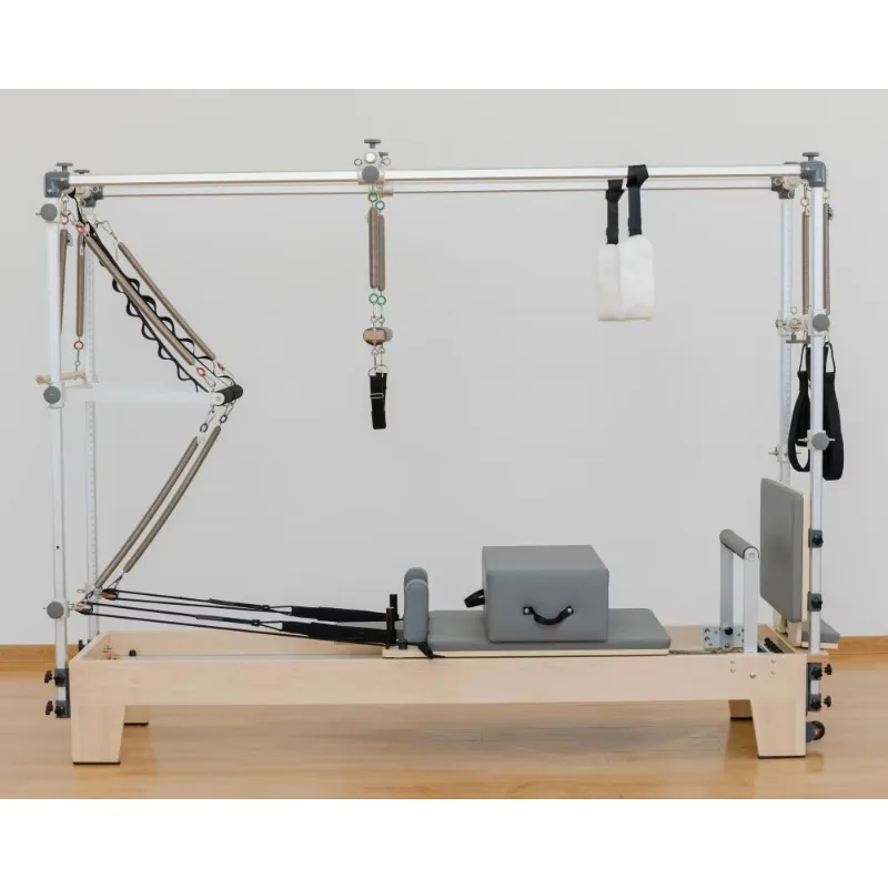 YTYIN LUMINE Wholesale Online Adjustable Maple Pilates Reformer Semi-Elevated With Half Tower For Body Health Improvement Studio