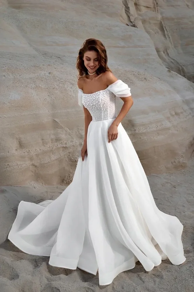 Customized A-Line Off Sleeve Pearls A-Line Strapless Wedding Dress Romantic Beaded Lace up Bridal Gown New Bride Robe﻿ Vestidos