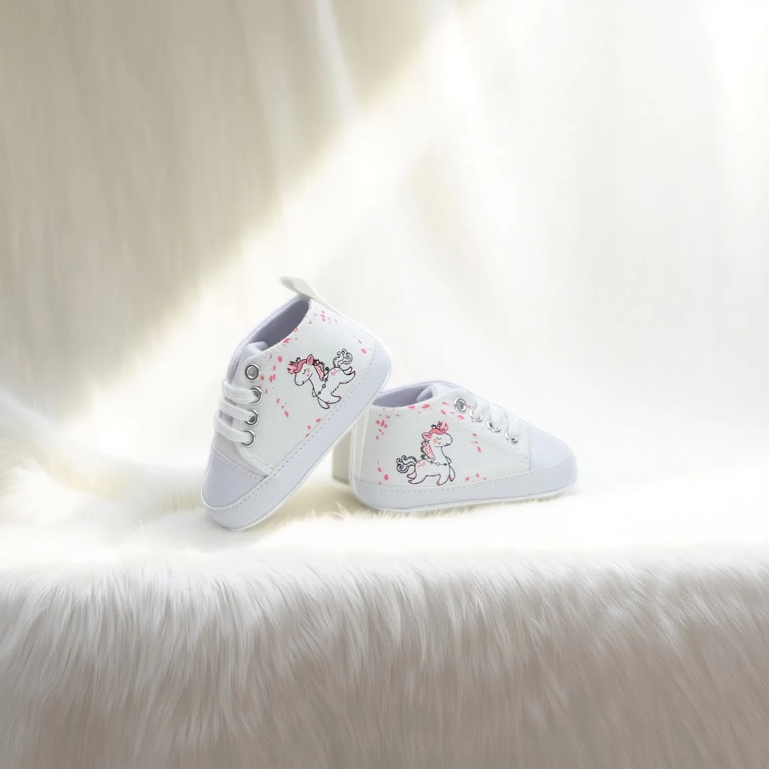 أحذية قماشية للفتيات الصغيرات، أحذية بيضاء، أحذية أطفال بعمر 0-1 سنة، أحذية أمامية، نعال ناعمة، قابلة للتنفس وغير قابلة للانزلاق