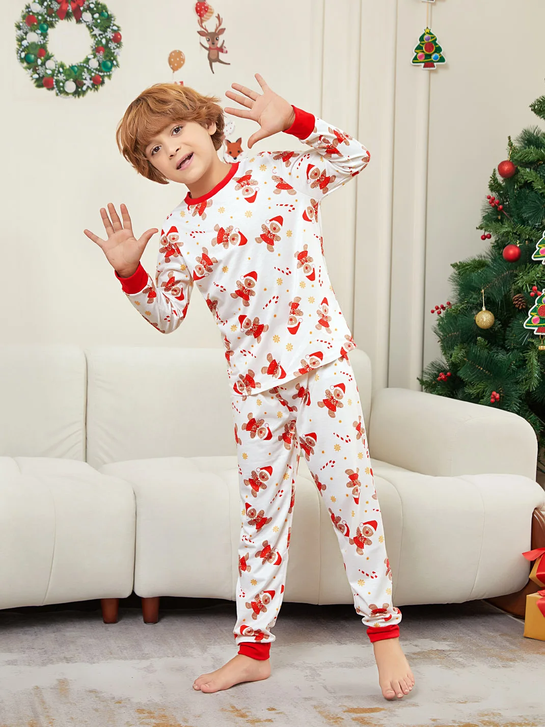 Christmas Family outfit Happy cartoon print pajamas for Adults and Children Outfit Casual soft home outfit Baby & Dog jumpsuit