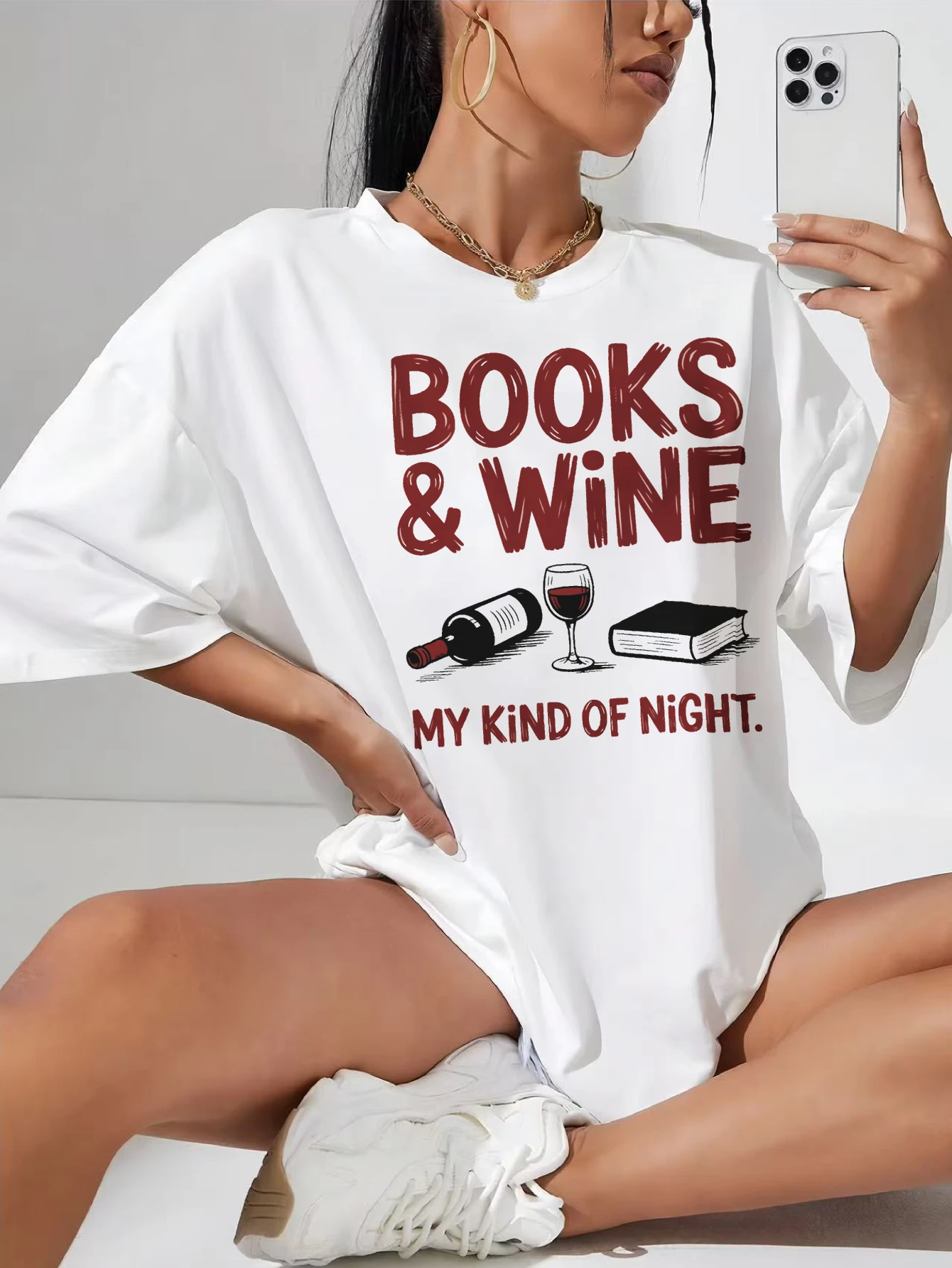 

Bools Wine My Kind of Night Белая свободная футболка для беременных с круглым вырезом, дышащая и удобная для осенних дней беременности