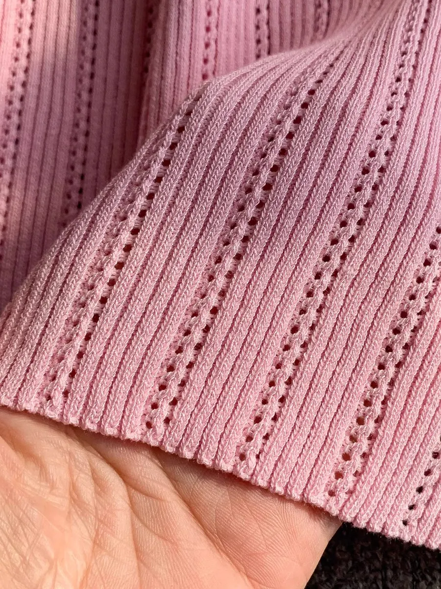 Foamlina Celebrity Chic Schräger Kragen Ärmelloses Strickset Damen Hohloberteil Zweireihiger Schlanker Rock Zweiteiliger Strickanzug