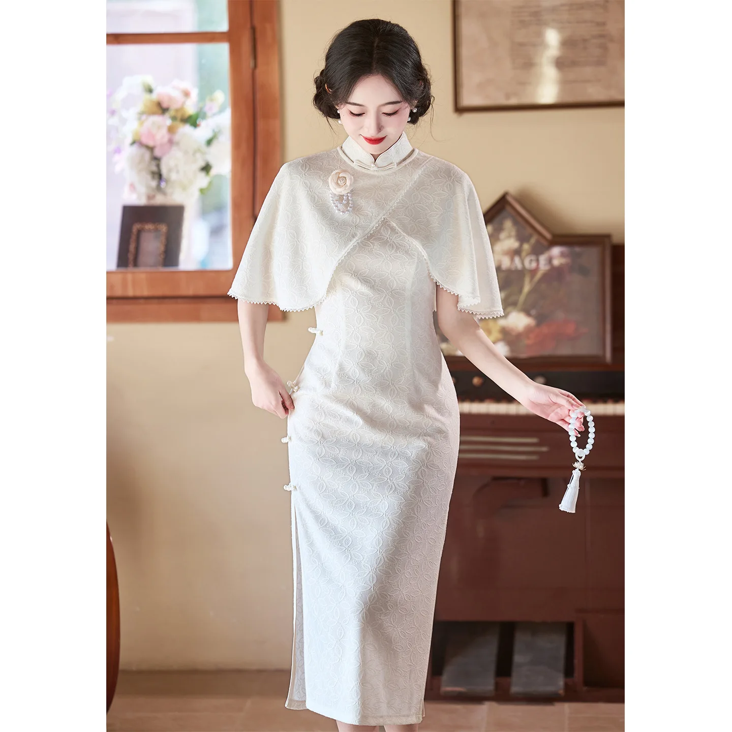 Vestido Elegante de Encaje Qipao con Chal de Manga Corta para Verano y Otoño, Estilo Juvenil
