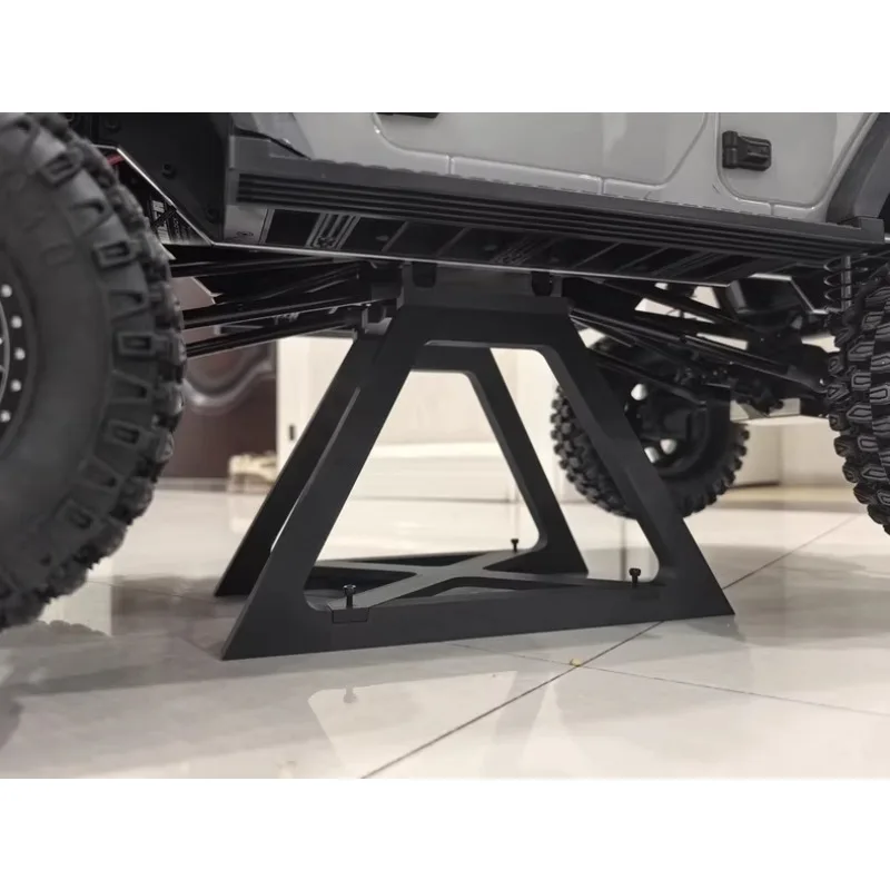 Dedicated Parking Stand For 1/7 Scale CK5811  Model RC Crawler  3D Printed Material Upgrade Accessory Damage-Free Installation