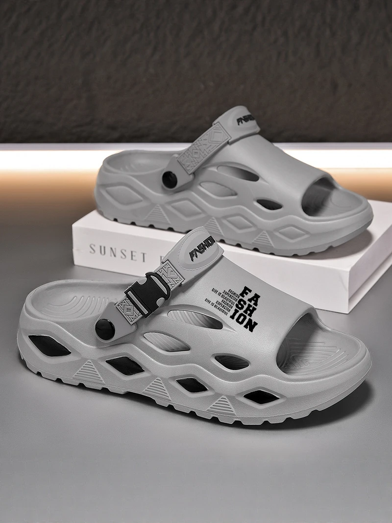 

Men's Summer Outdoor Sports Thick Bottom Slip-On Beach Sandals Driving Dual-Purpose Slippers Home Bathing Anti-Slip Casual Sl...