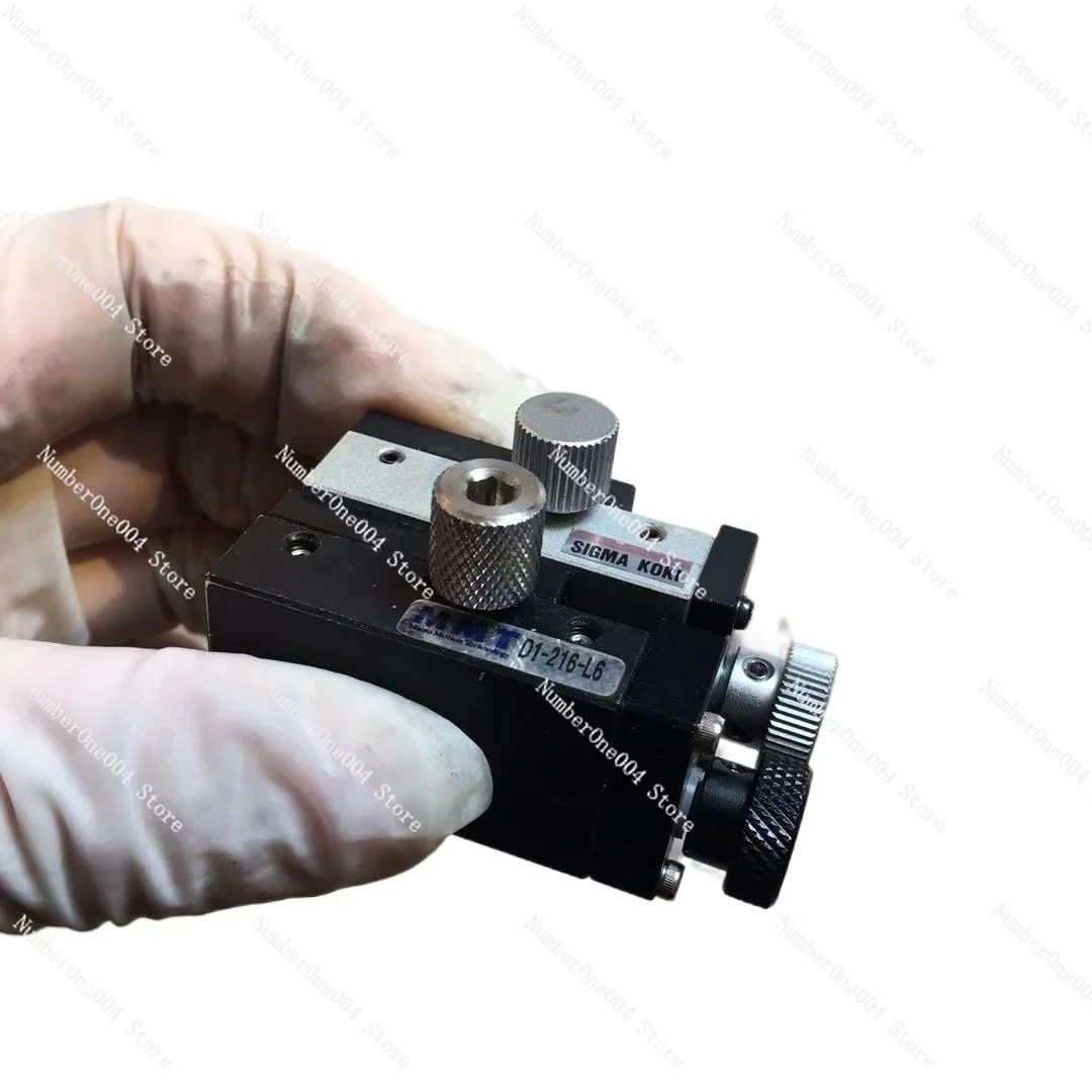 

Dovetail Groove Screw Manual Fine Tuning Platform Optical Sliding Table TAS-24302 TAS-24301 Miniature
