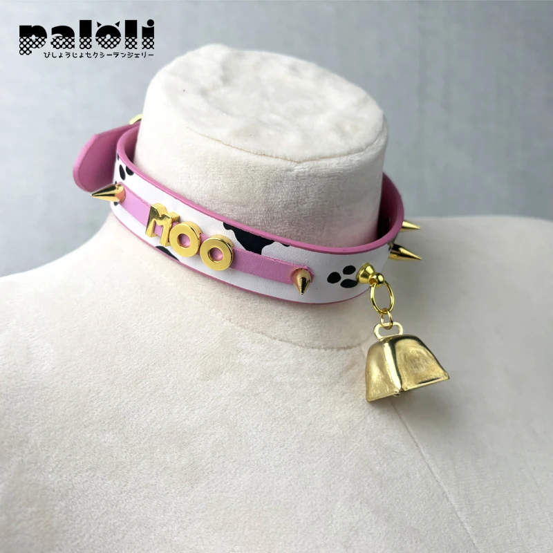 Paloli Sexy Cow Choker Collar PU Leather Cow Print Choker Bell Metal Studs Slave Cosplay Costume BDSM Bondage collana per le donne