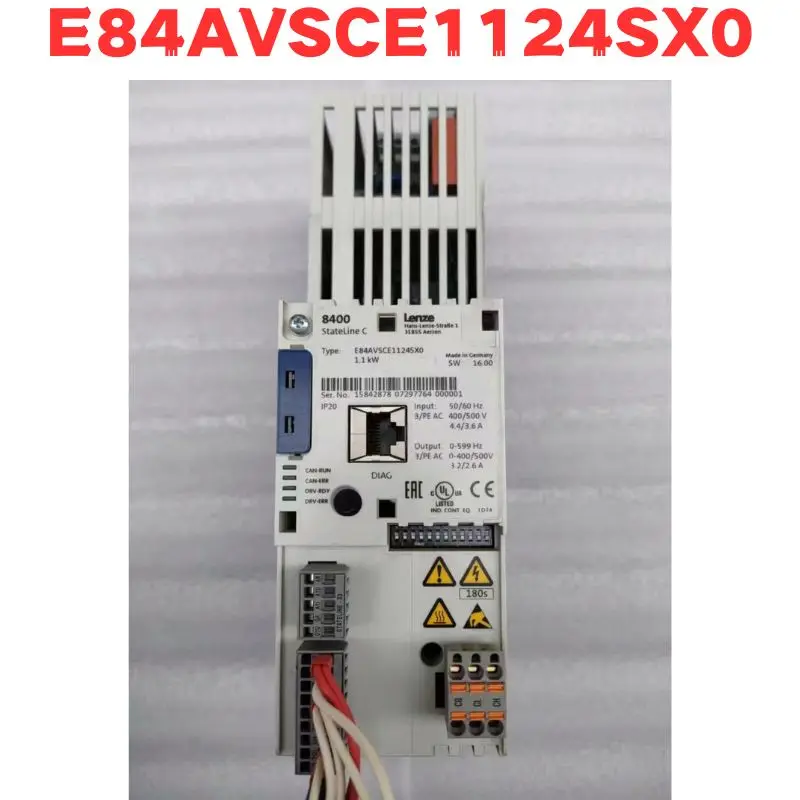 

Б/у E84AVSCE1124SX0 инвертор протестирован ОК