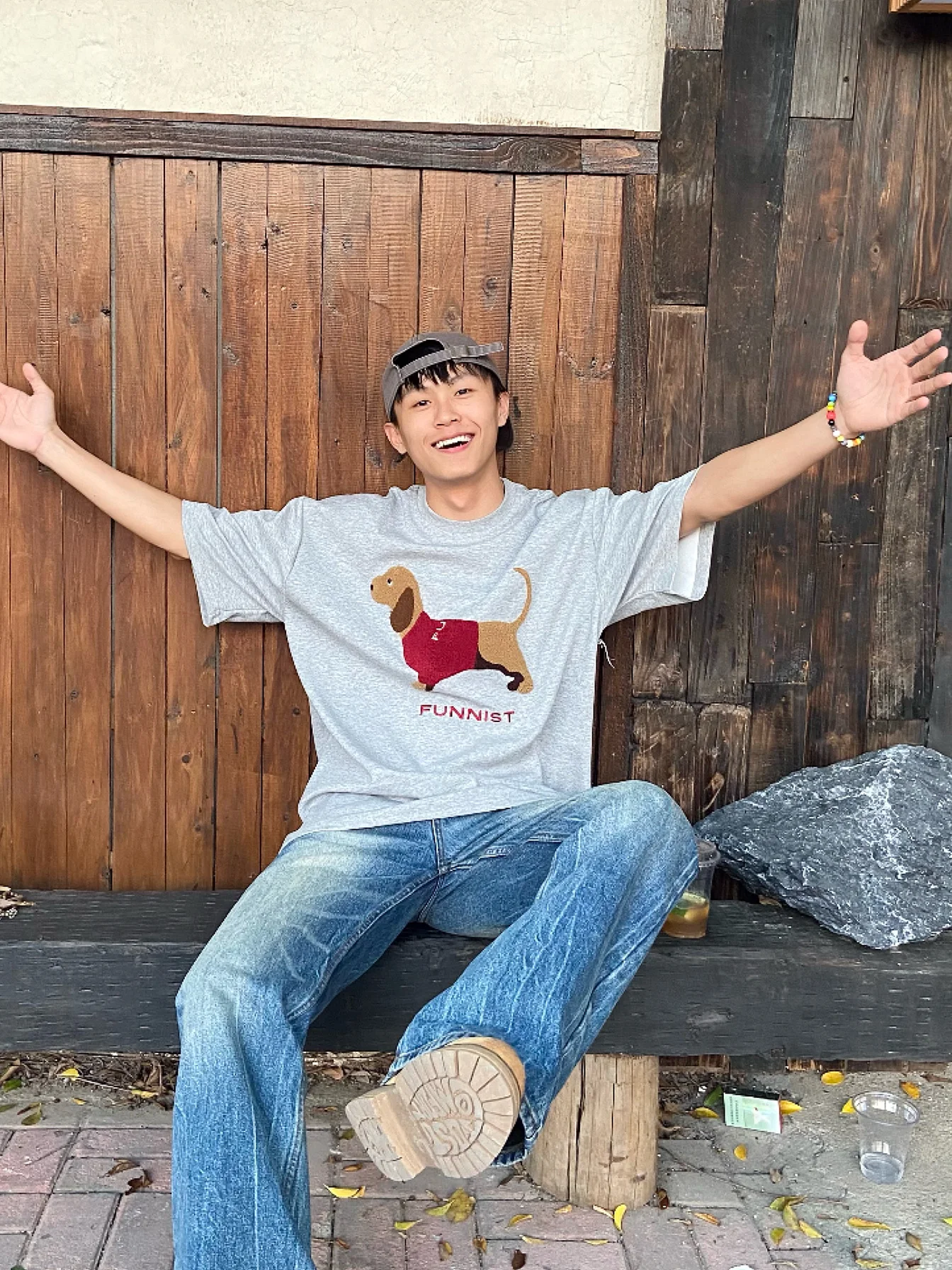 

Корейская футболка с простым полотенцем и вышивкой, колбаса, собака, буква ор Све, свободная летняя пара, модная f Sve