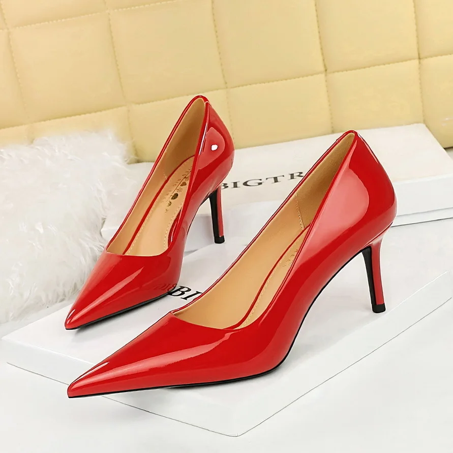 

Women Pumps Style Fashionable Glossy Patent Leather Women's Shoes Thin Shallow Mouth Pointed Slimming High Heels туфли женские