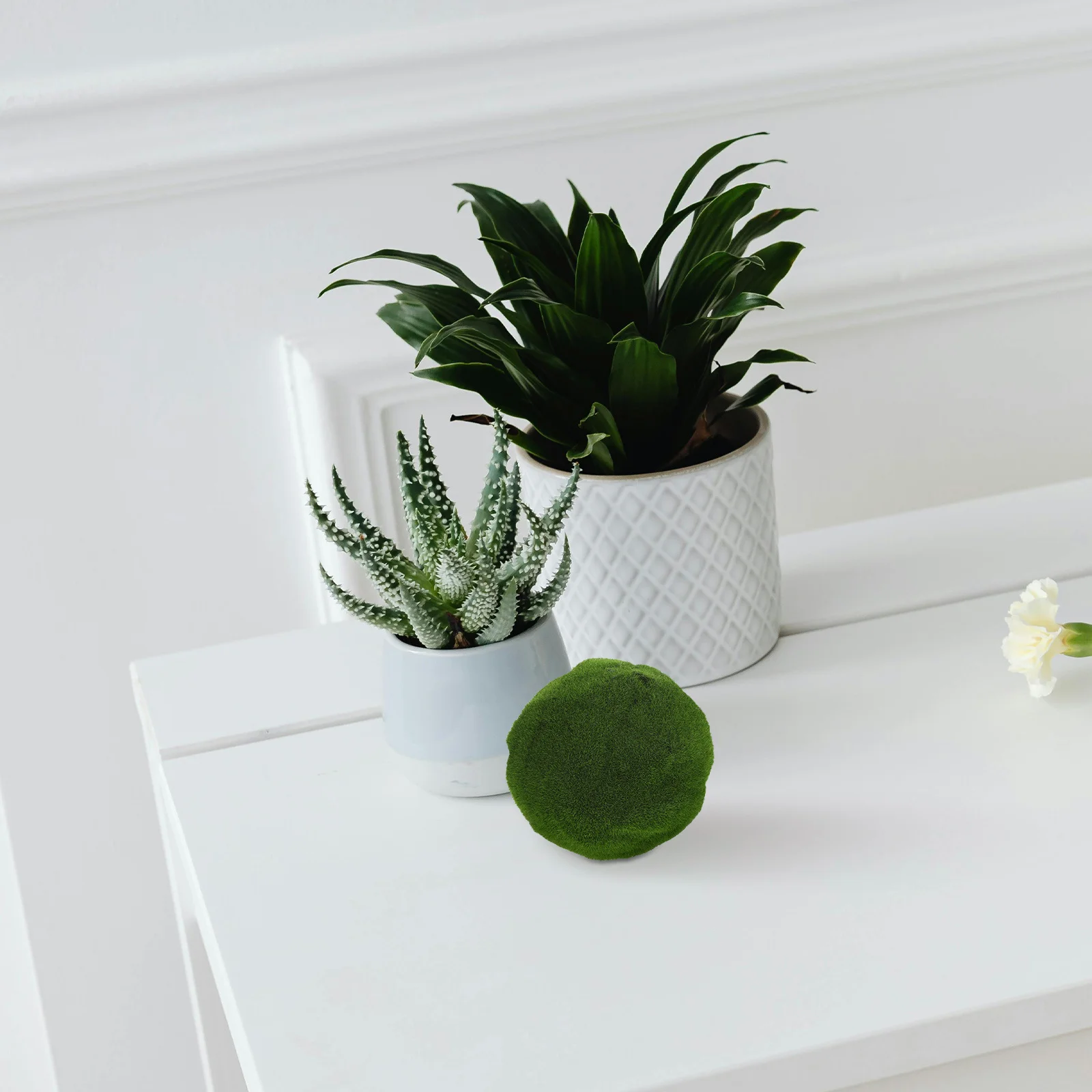 

Artificial Moss Ball Realistic Green Indoor Decoration Window Display Table Centerpiece Home Accent Reusable