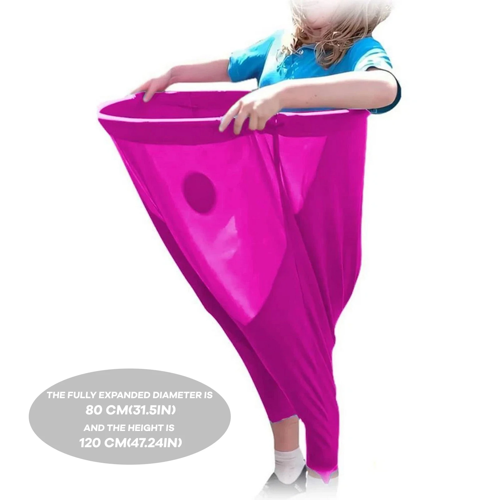 لعبة رمي الكرة في الهواء الطلق، لعبة الوالدين والطفل والأسرة الممتعة، ألعاب رياضية، سراويل الجدة، لعبة ساحة للعب في الفناء الخلفي على الشاطئ