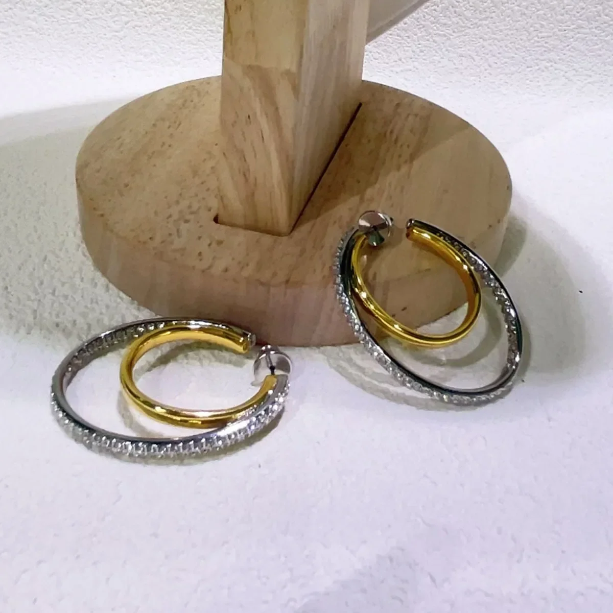 الأصلي 2025 هندسية الذهبي كريستال قلادة سوار نقل القرط غرامة مجموعة مجوهرات للنساء قطع هدية رومانسية