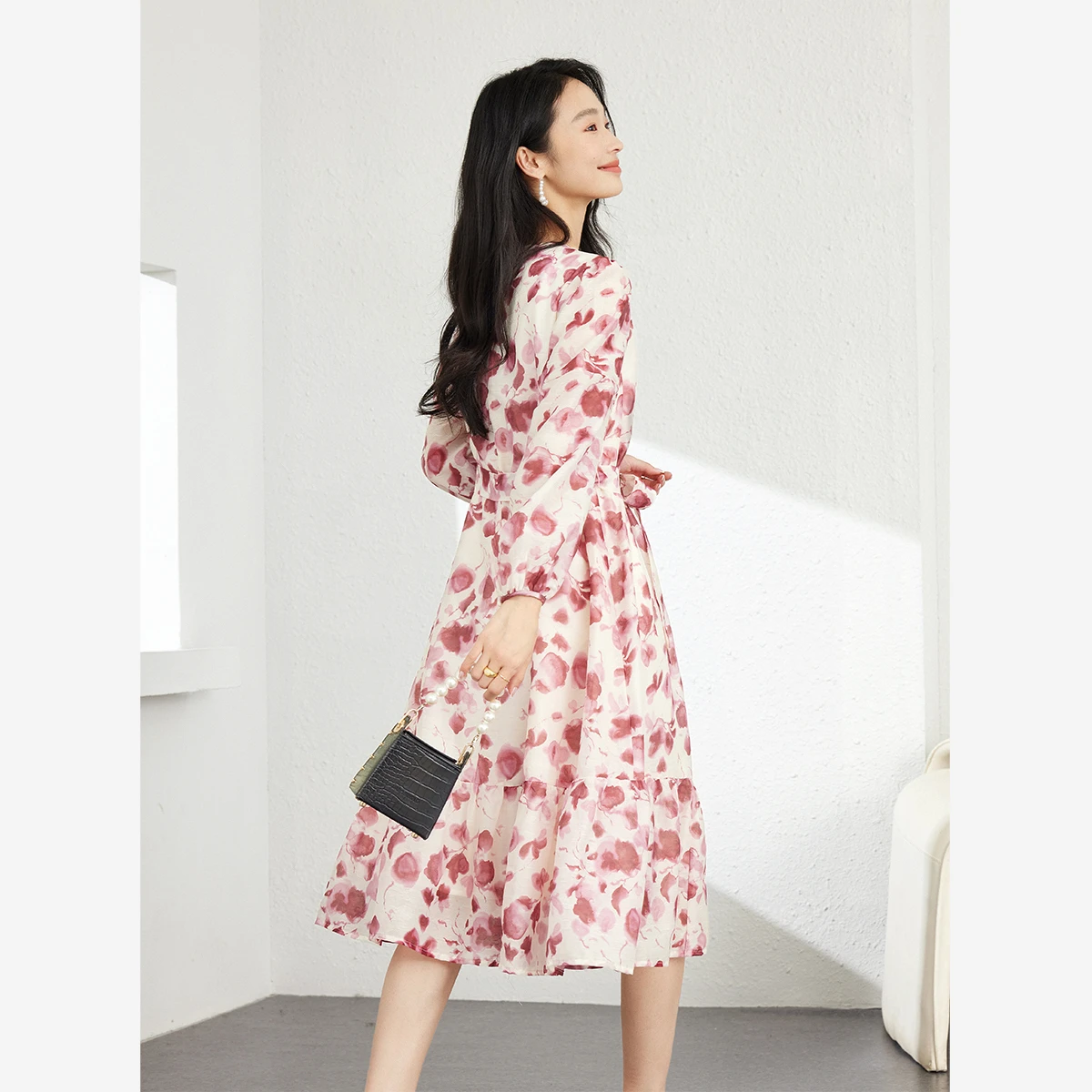 Vimly femmes thé robe florale 2025 automne manches bouffantes smocké taille cravate ceinture élégant Chic vacances Petite longue robe M2763