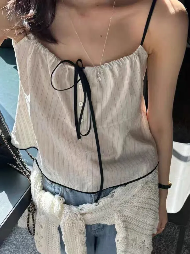 夏の女性のストラップベストバタフライノットタイストライプフレッシュアンチエイジングレイヤード韓国スタイルトップ薄い半袖ソリッドカラー 1