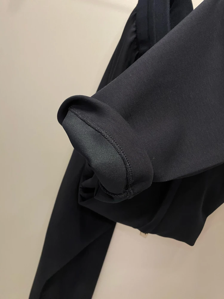 LP Italy 25ss سراويل رياضية غير رسمية مريحة تسمح بمرور الهواء برباط مستقيم للرجال