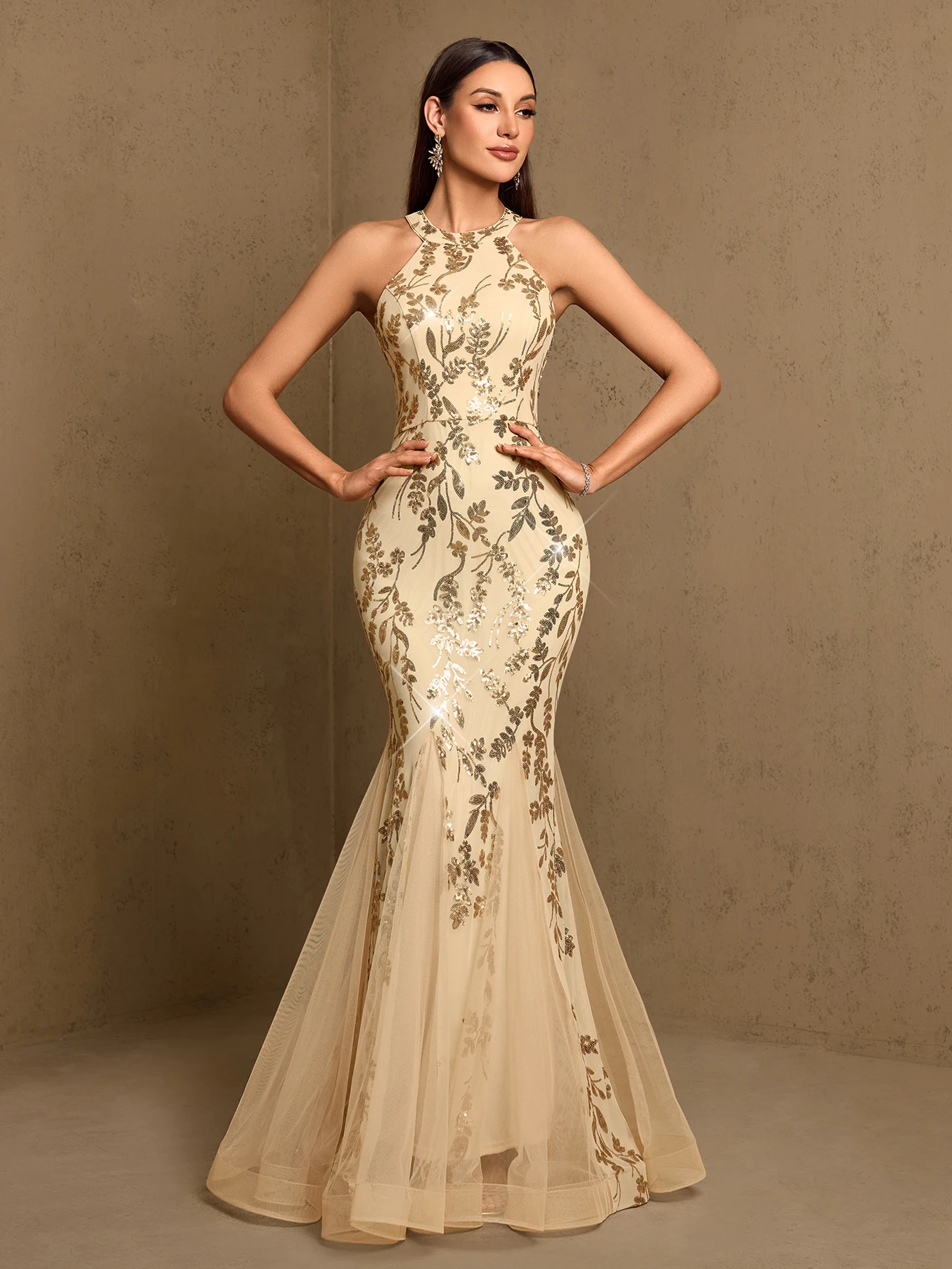 nouvelle-robe-de-soiree-sirene-2026-doree-sexy-a-Epaules-denudees-et-col-halter-paillettes-brillantes-pour-anniversaire-et-fete-noire-femme