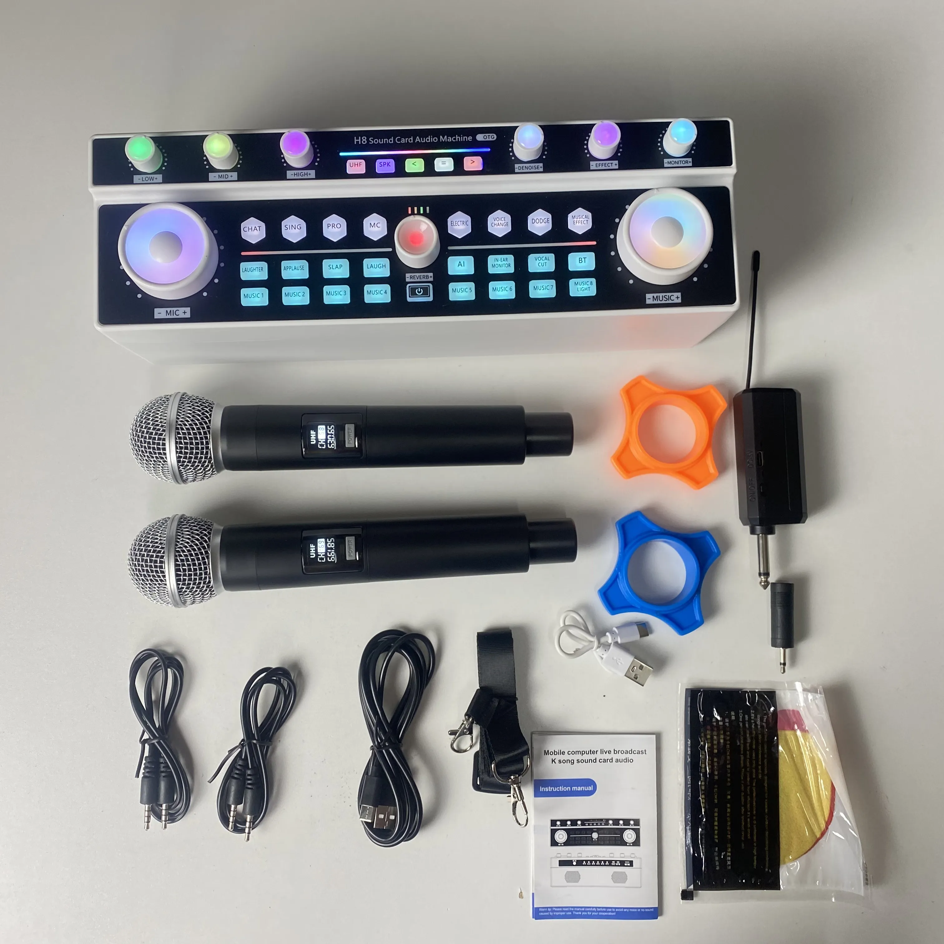 

Outdoor live broadcast sound card with speaker and wireless microphone all-in-one machine