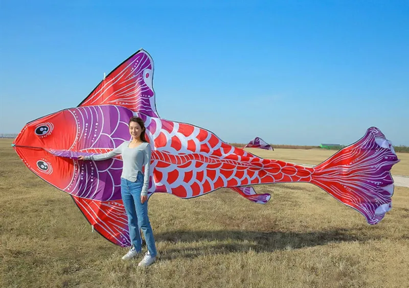 大人のための巨大な飛行魚の凧,防風ソックスとスネークリモコン付きの楽しいおもちゃ