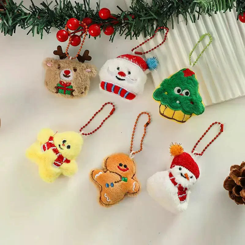 Portachiavi natalizio in cartone animato Peluche Babbo Natale Pupazzo di neve Ciondolo Zaino Ornamento appeso Regalo per feste di Capodanno di Natale