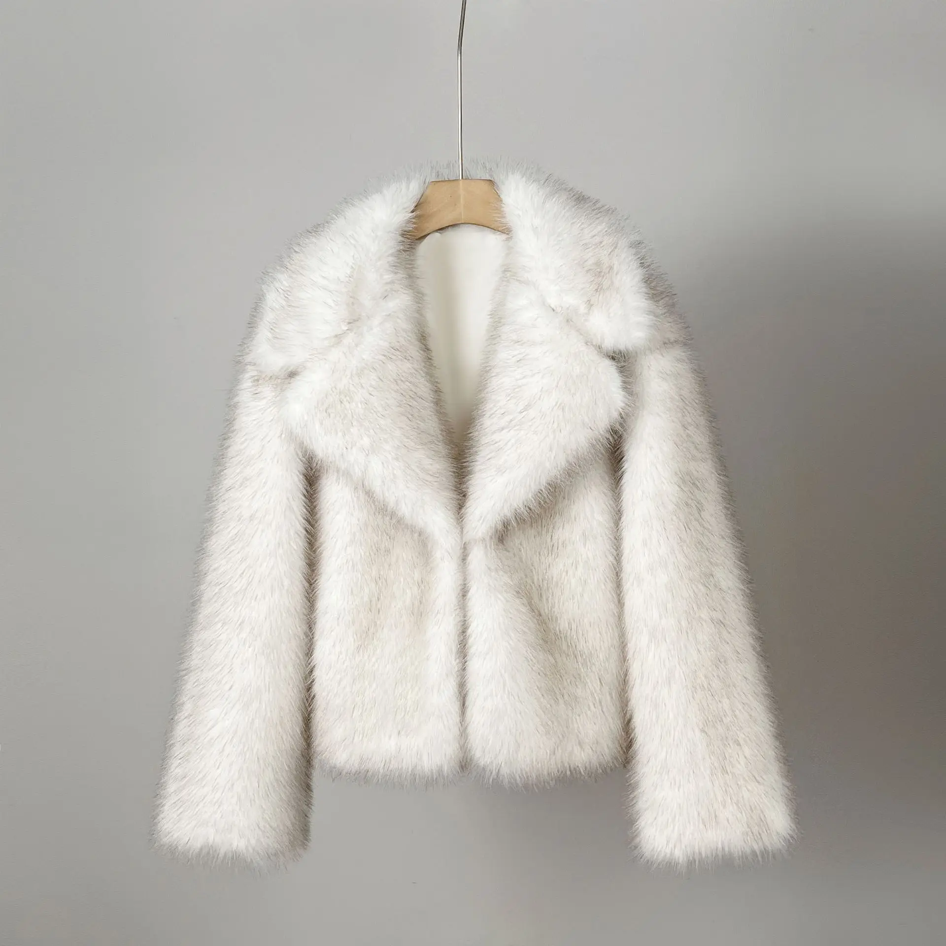 European American New Fashion Women's Turn-down Collar Long Sleeve Elegant Luxury Casual Trendy Faux Fur Coats Female Clothes