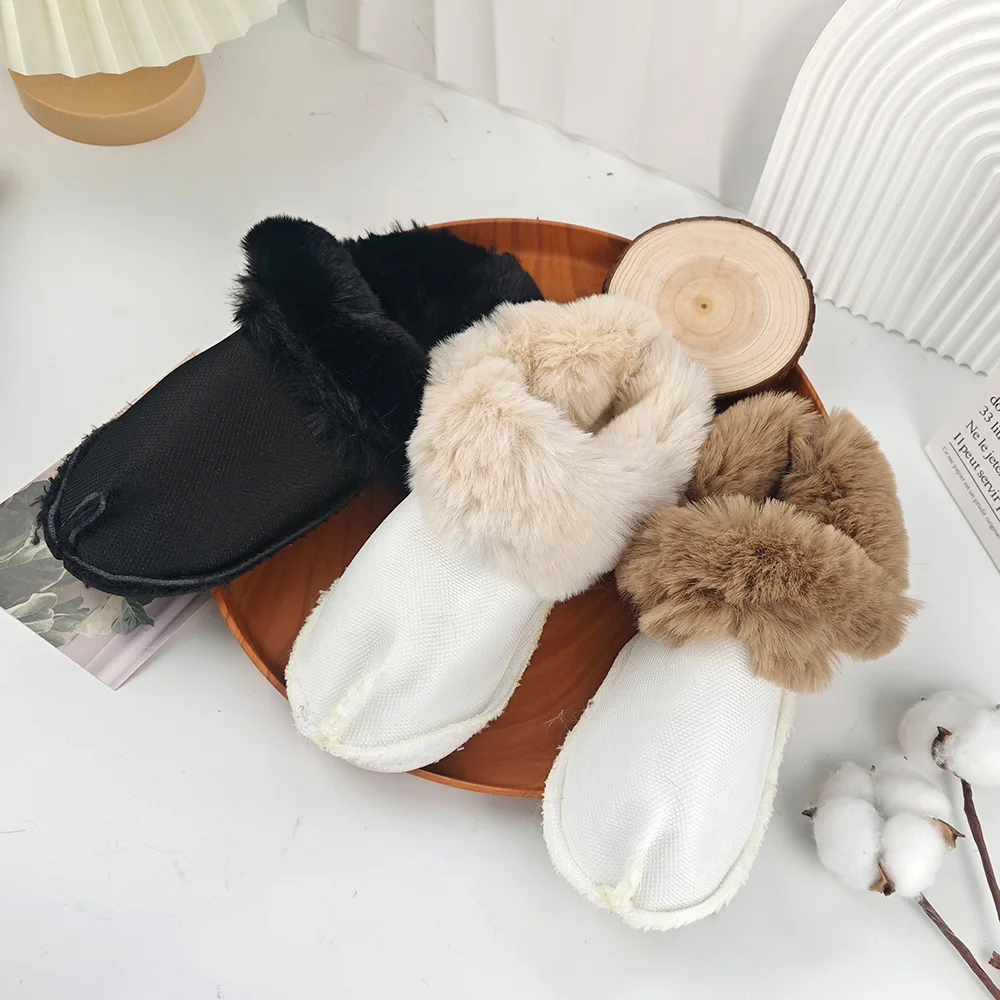 1 paire blanc noir chaud couvre-chaussures unisexe chaussures sabots semelles en fourrure remplacement en peluche coussinets de chaussures pantoufles doublure en peluche doux épaissi