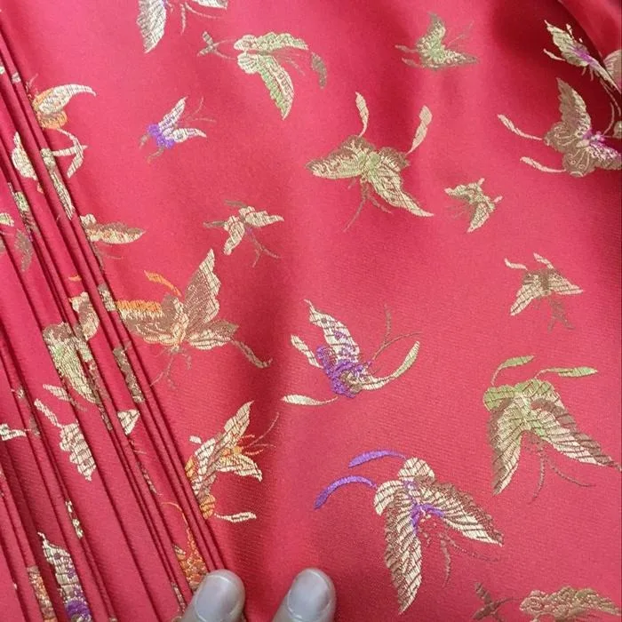 Glossy Brocade Jacquard Fabric Per Meter for Hanfu Clothing Cheongsam Sewing Plain Fashion Butterfly Pattern Textile Smooth Thin