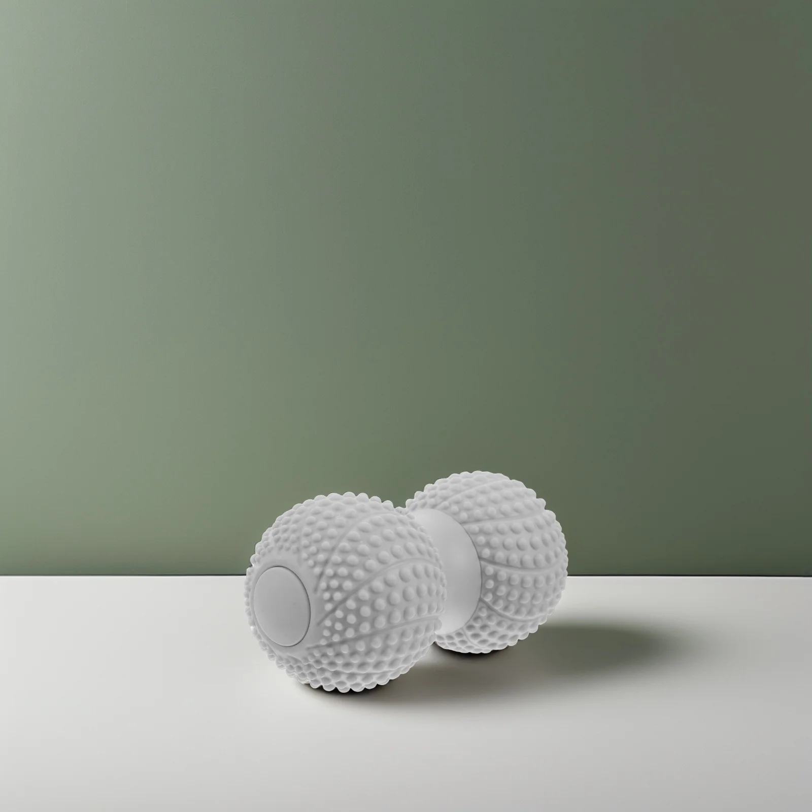 

Yoga Massage Ball Tpe Spiky Muscle Relief Tool for Feet Back Neck Portable for Fitness Recovery and