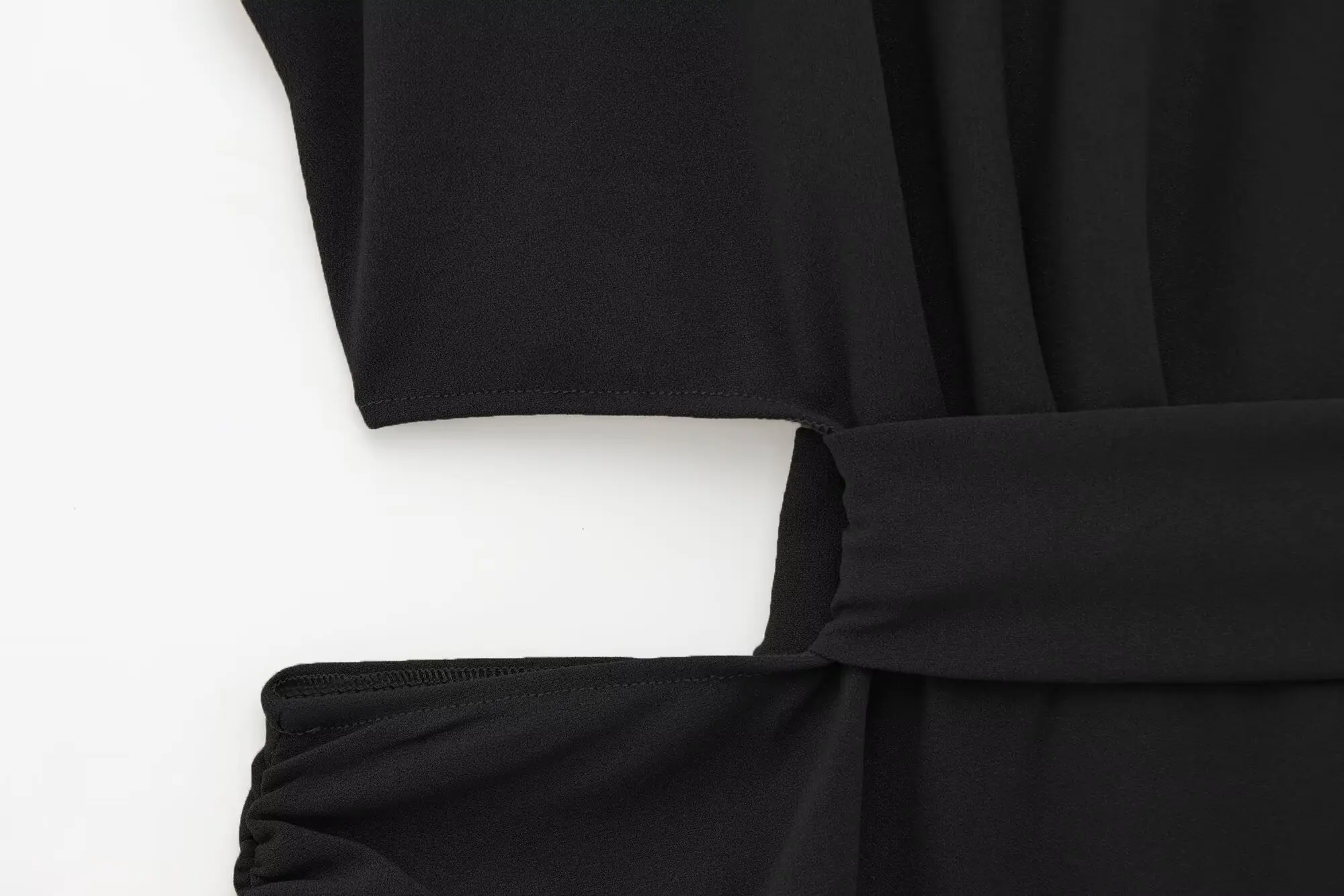  Women's Sleeveless Round - neck Cut - out Waist - wrapped Mini Dress for a Modern and Stylish Appearance