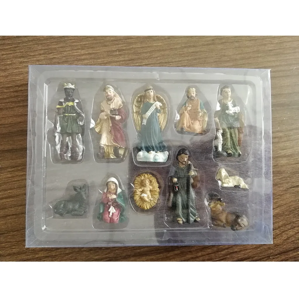 Nativity Set of 11 Figurines, Nativity Scene Resin Figurines, Elegant Profile Nativity Set, Includes Holy Family Resin Figures